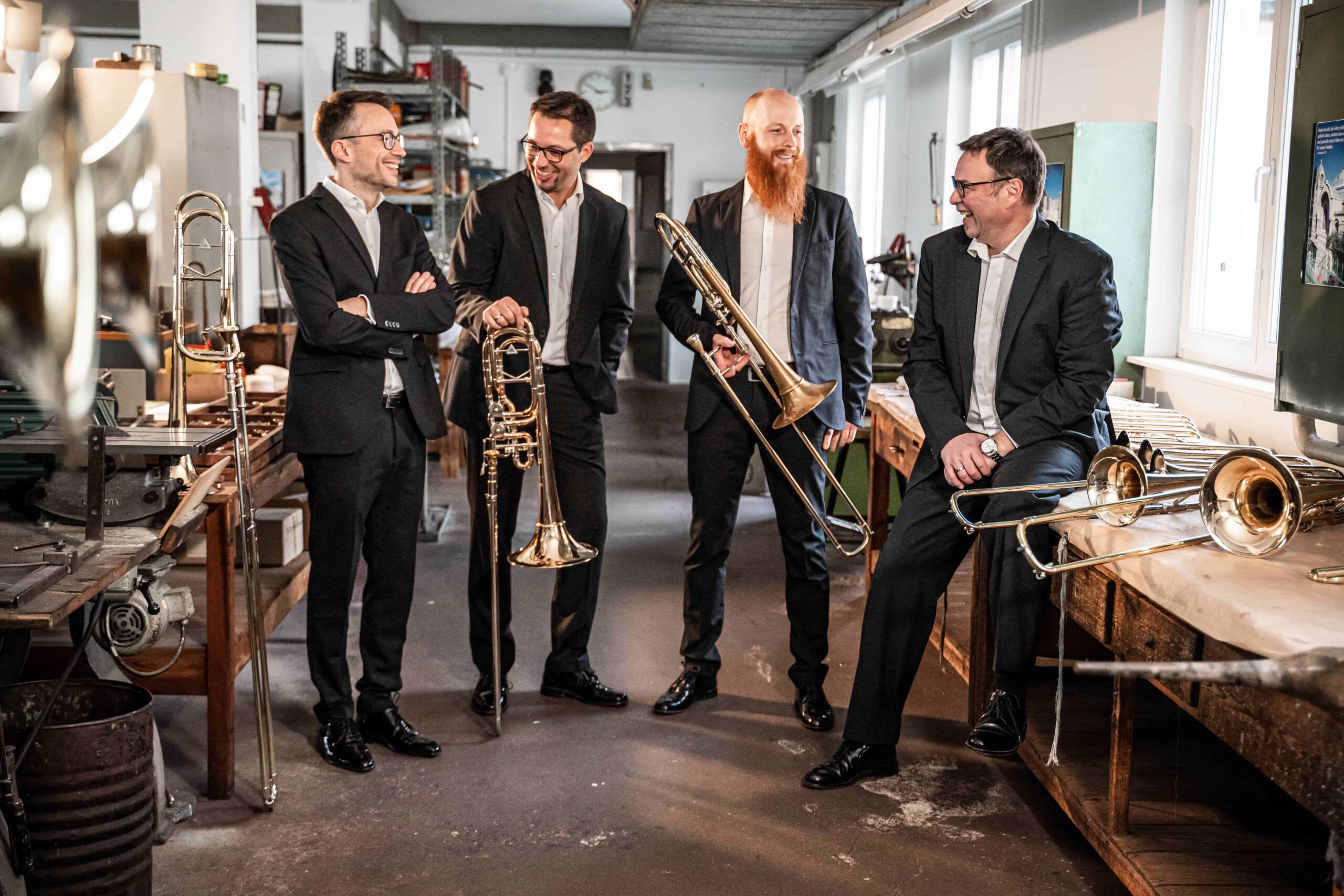 Das Brassensemble Kühnl Trombone Quartet im Gespräch in der Werkstatt der Firma Kühnl & Hoyer in Markterlbach in Franken